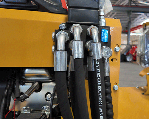 Carregadora articulada compacta